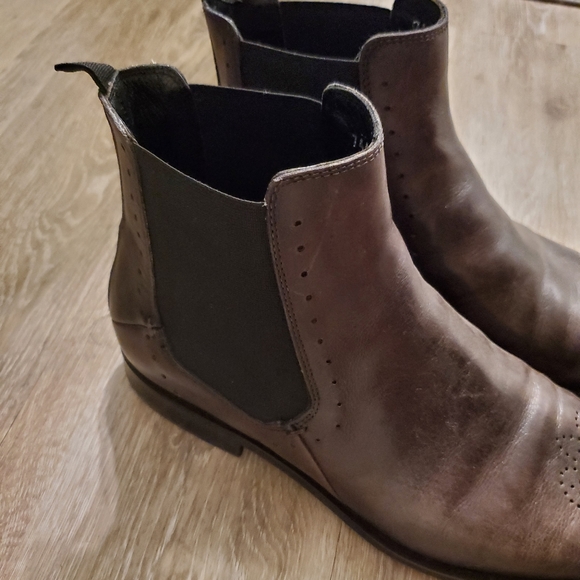 Dark Brown Bacco Bucci Men's Boots - Picture 4 of 11